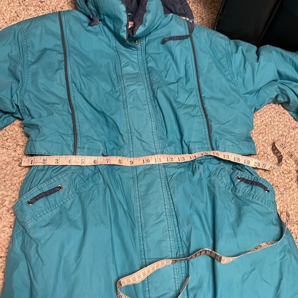 Vintage 80s/90s down feather filled ankle length puffer with snap slit back - Picture 7 of 14